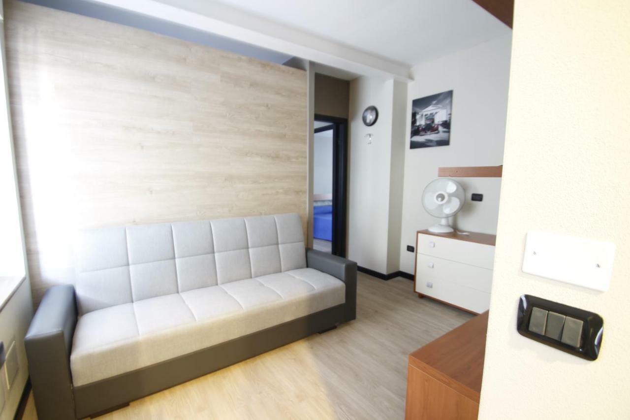 La Casa Del Lago Bed and Breakfast Σιρμιόνε Εξωτερικό φωτογραφία