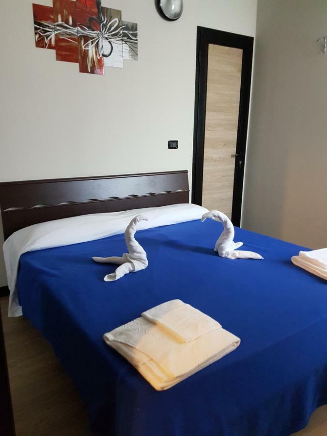 La Casa Del Lago Bed and Breakfast Σιρμιόνε Εξωτερικό φωτογραφία